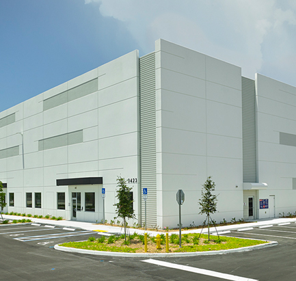 CenterPoint Announces 10-Year Lease to International Warehouse Services at Port Everglades International Logistics Center Image