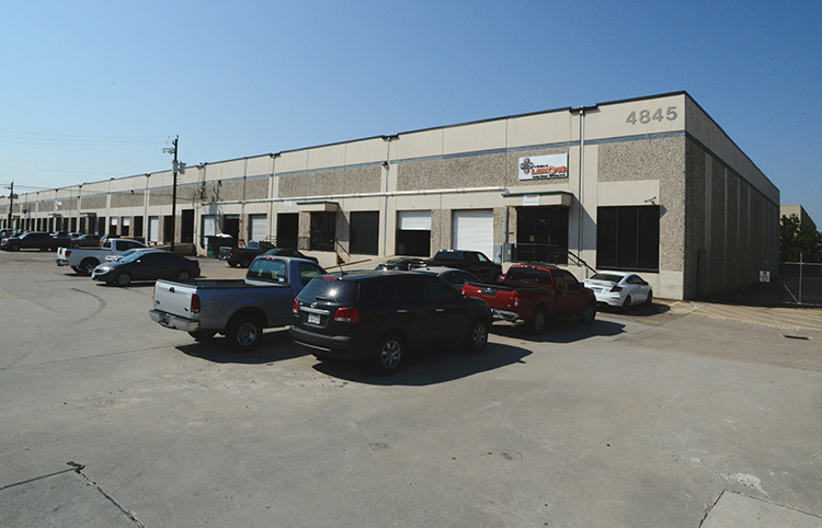 4845 Homestead Road | CenterPoint Properties