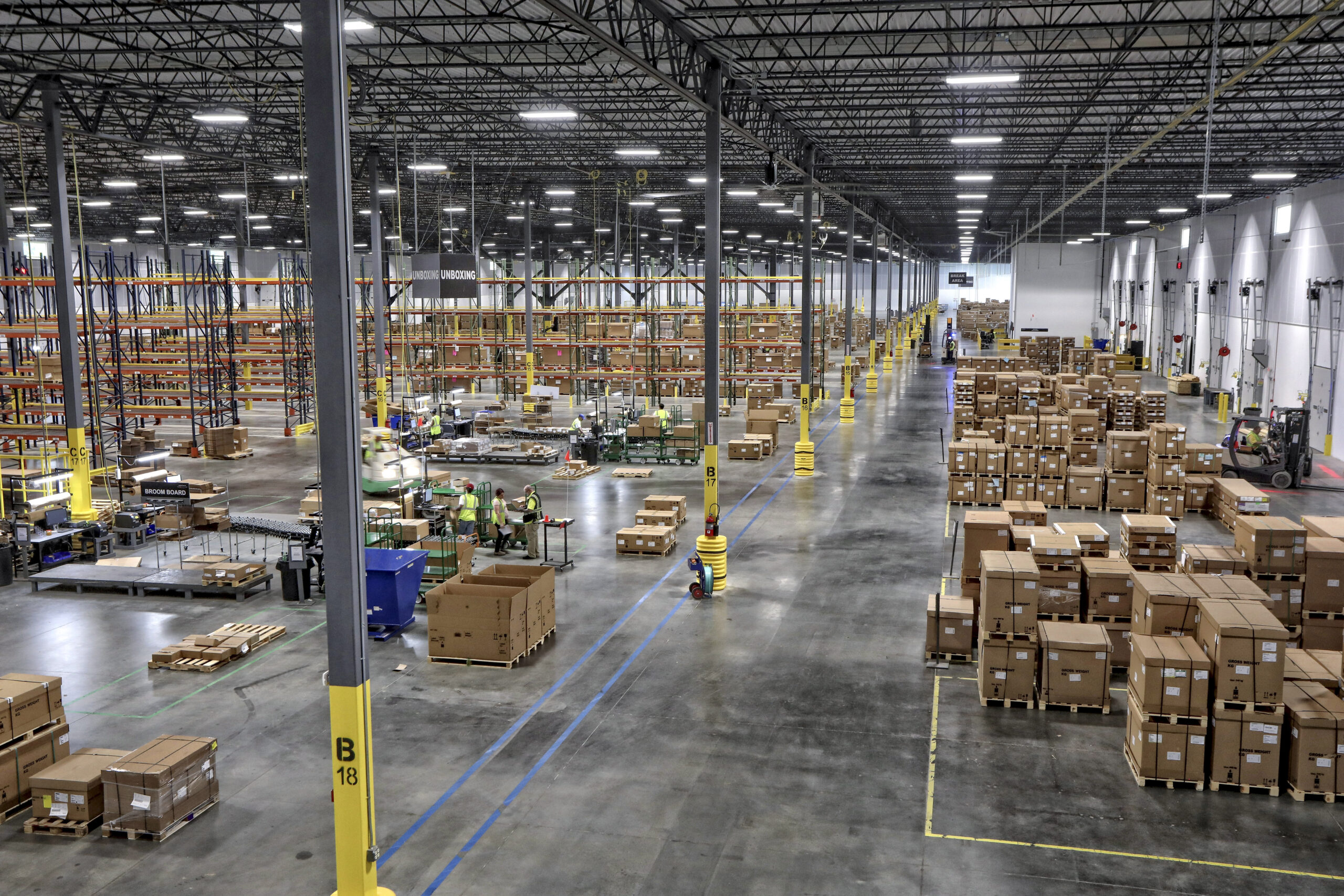 226 GSP Logistics Parkway Interior Warehouse Photo