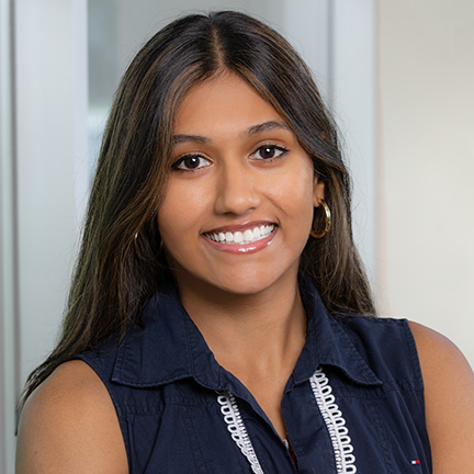 Ishika Sadhukhan Photo